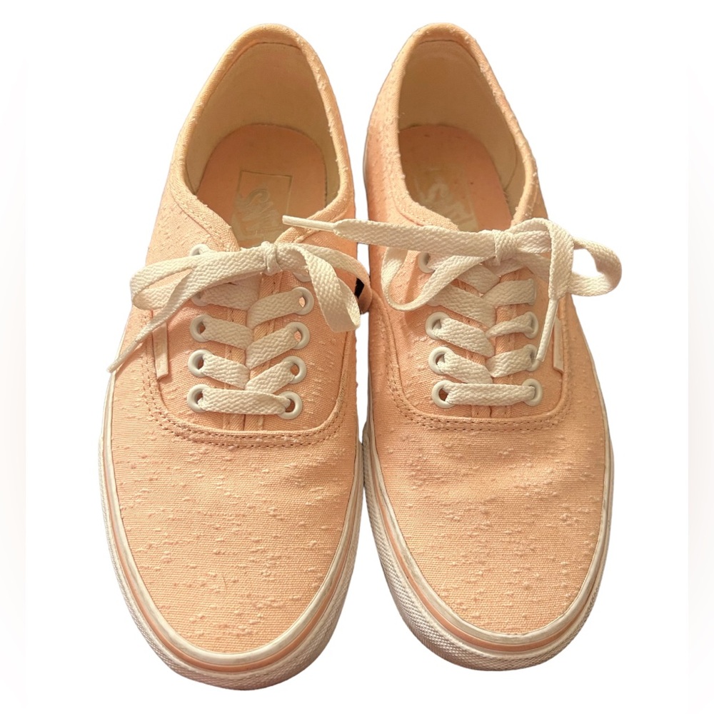 VANS • Pink “dot” fabric design. Women’s 8.5